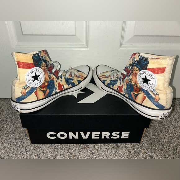 Converse Women's High-Top Sneakers - Multicolor Wonder Design - Picture 2 of 8